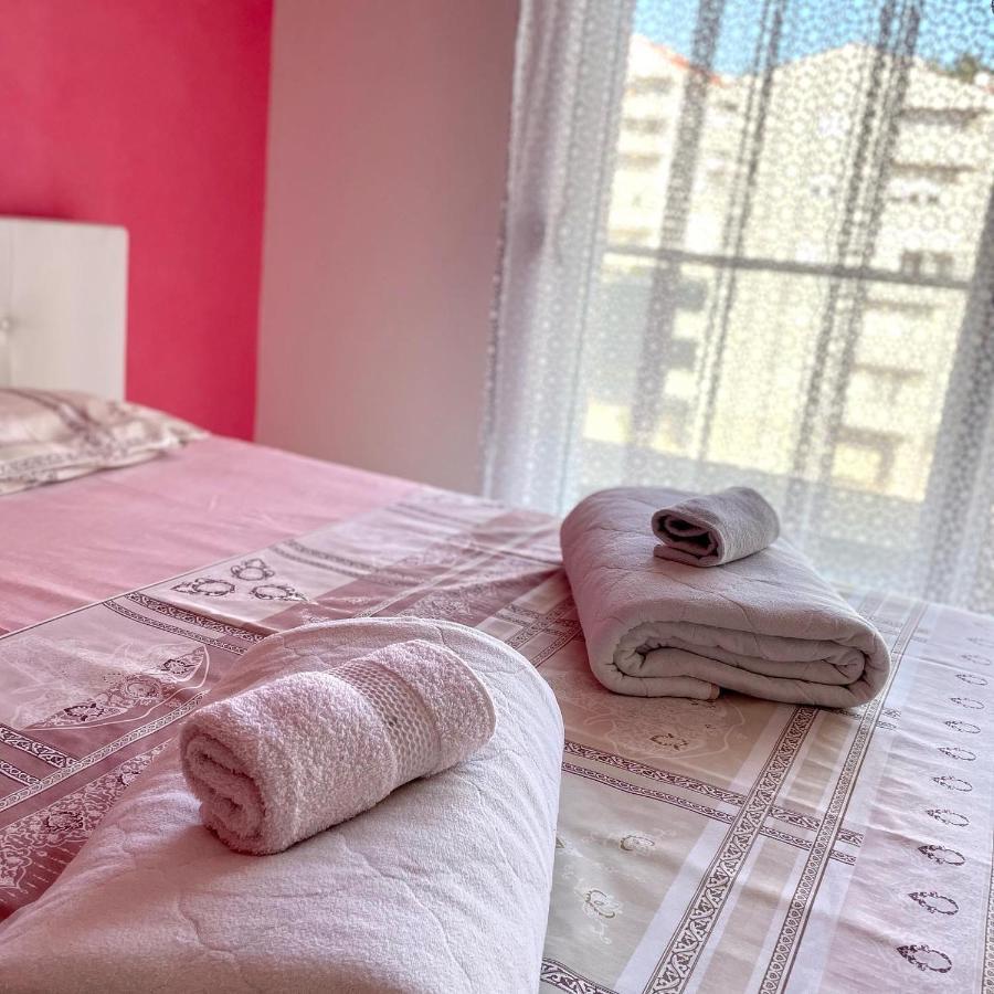 Naki Apartmani Подгорица Екстериор снимка